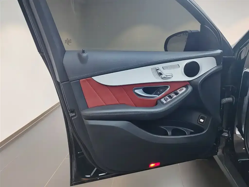 Mercedes-Benz GLC Coupe 2023 из CN, фото 8