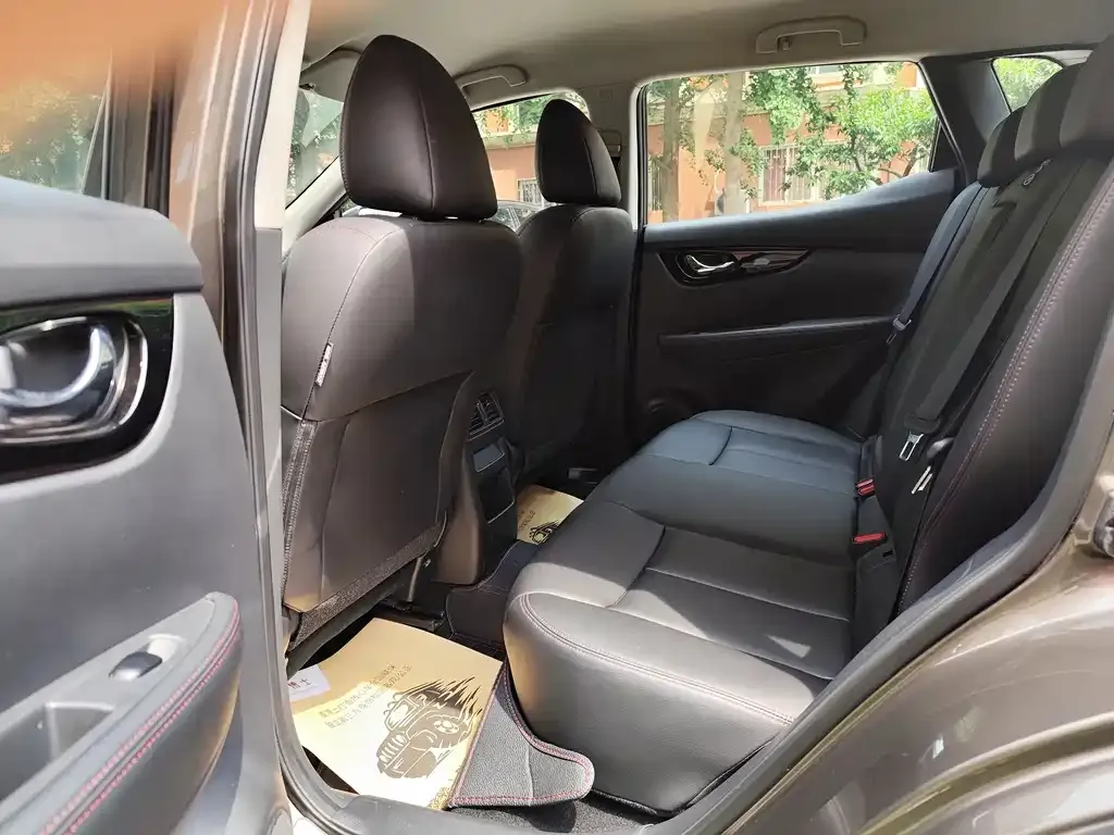 Nissan Qashqai 2022 из CN, фото 3