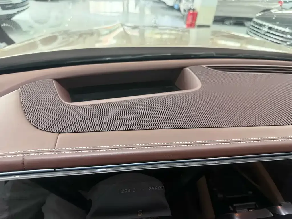 Mercedes-Benz GLS 2023 из CN, фото 4