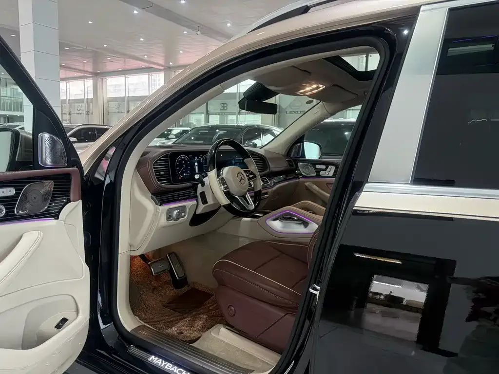 Mercedes-Benz GLS 2023 из CN, фото 8