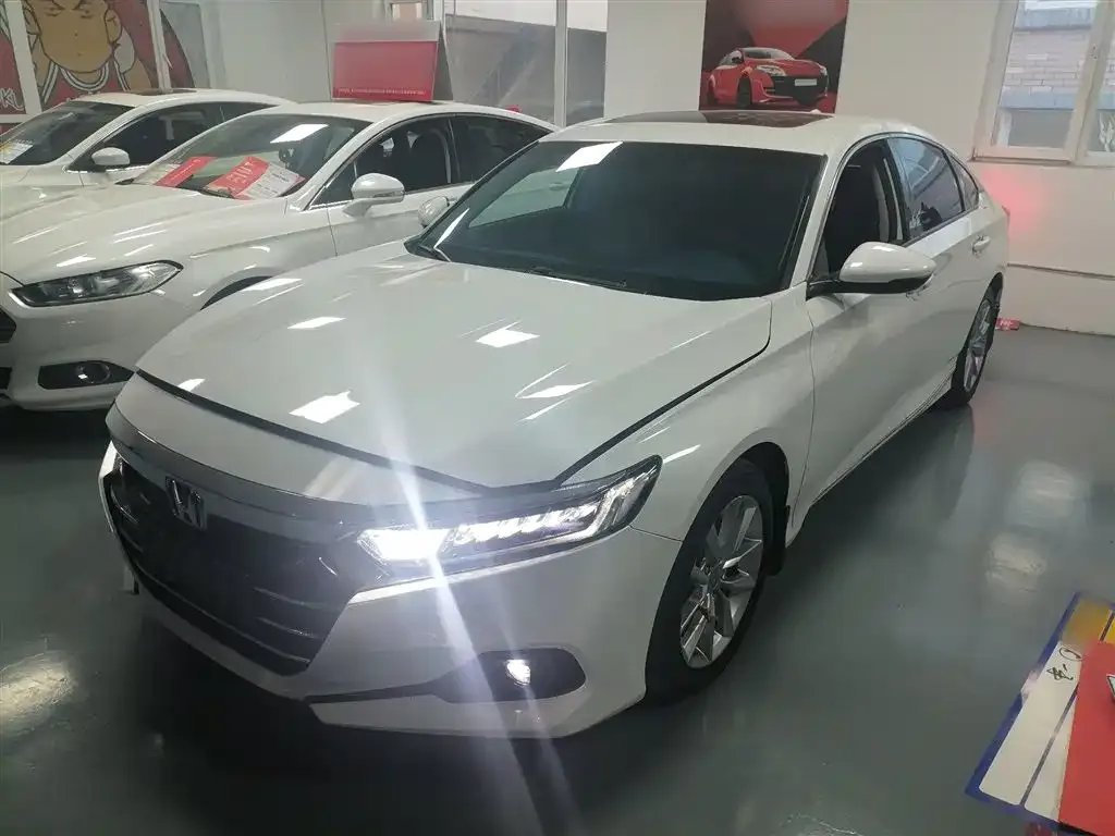 Honda Accord 2022 из CN, фото 2