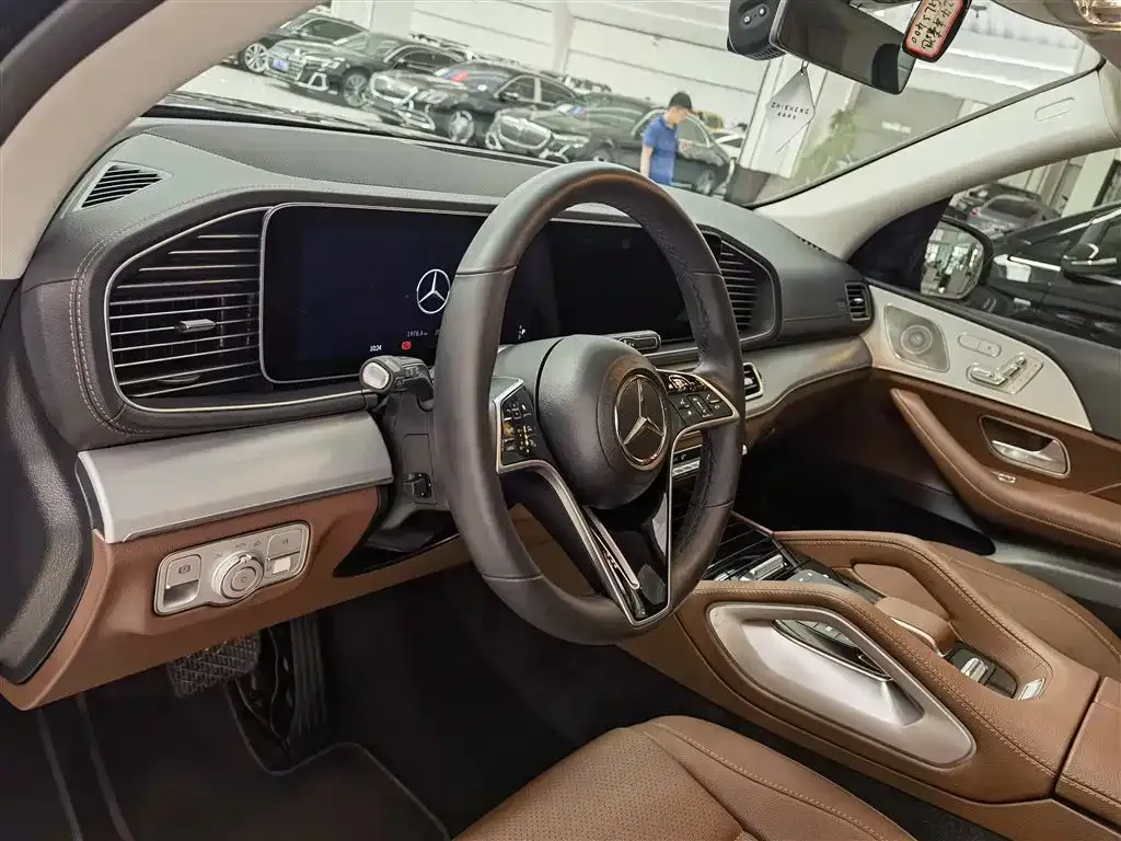 Mercedes-Benz GLS 2024 из CN, фото 10