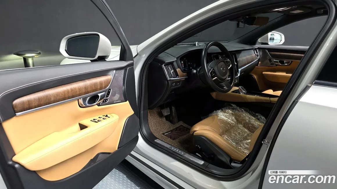 Volvo S90 2022 из KR, фото 10