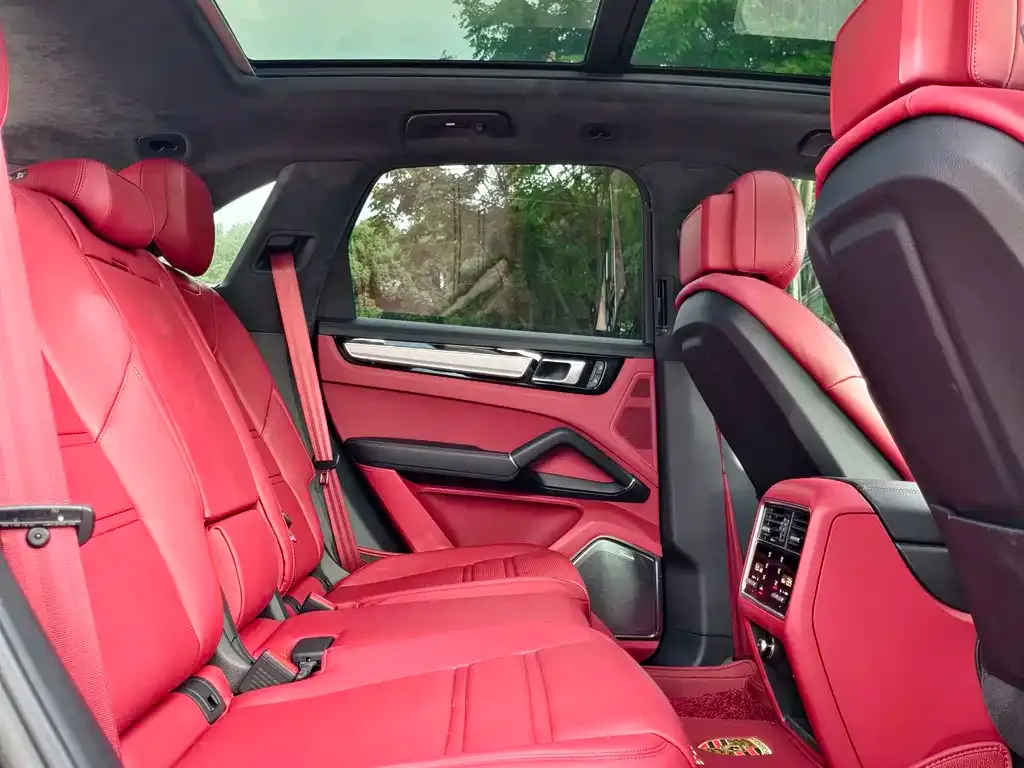 Porsche Cayenne Hybrid 2023 из CN, фото 8