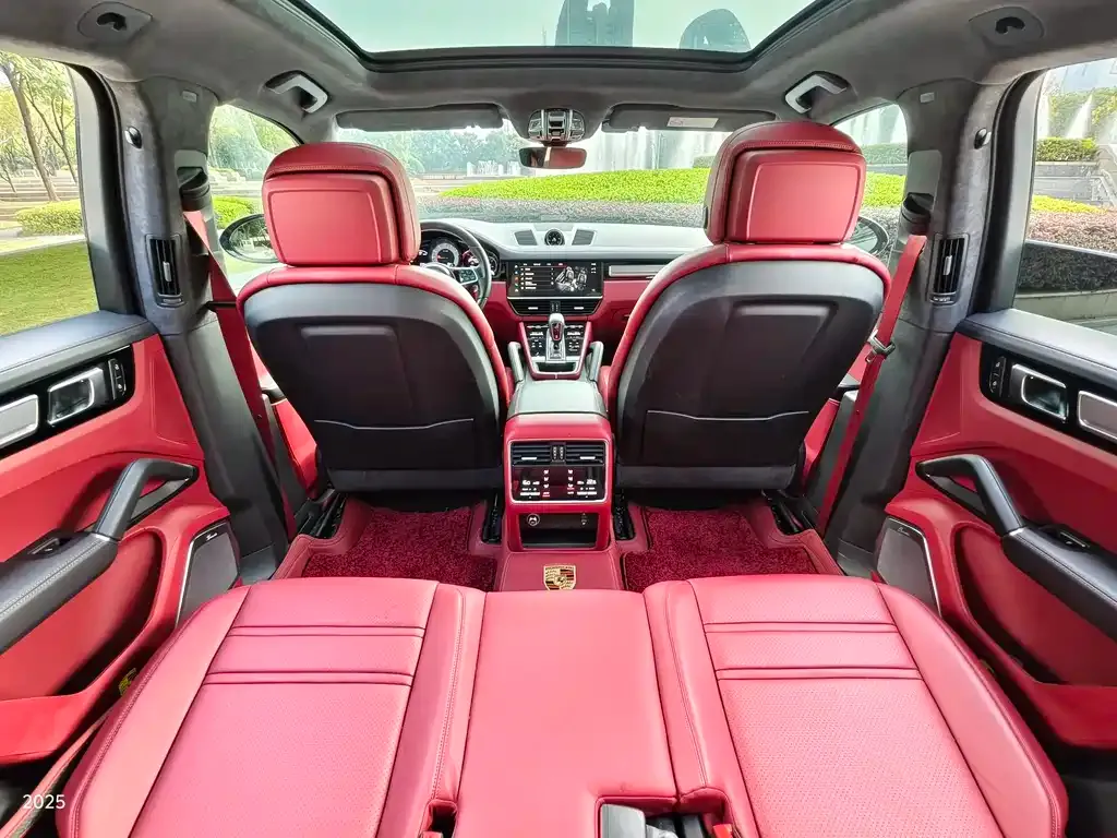 Porsche Cayenne Hybrid 2023 из CN, фото 9