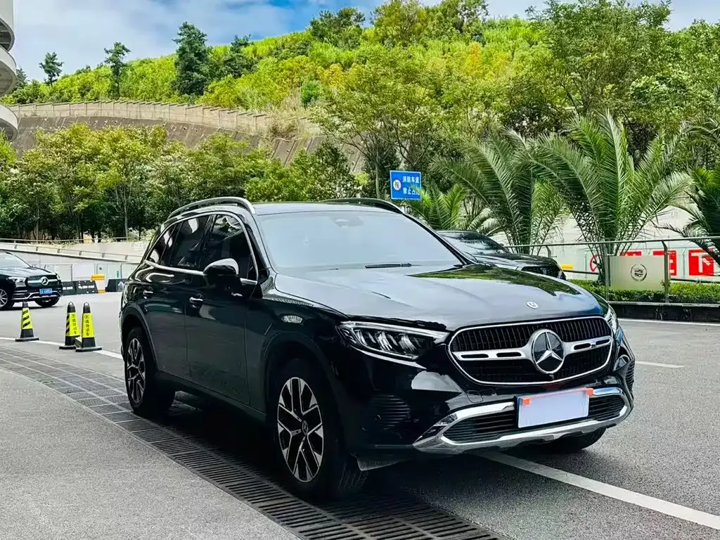 Mercedes-Benz GLC 2023 из CN, фото 3
