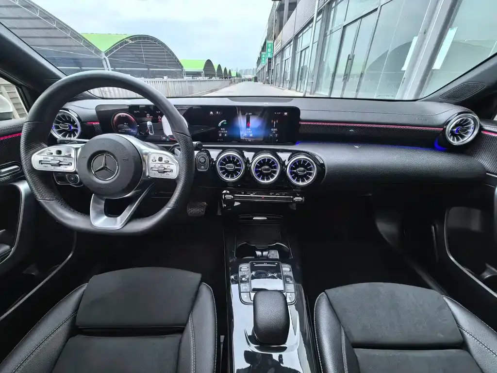 Mercedes-Benz A-Class 2023 из CN, фото 9