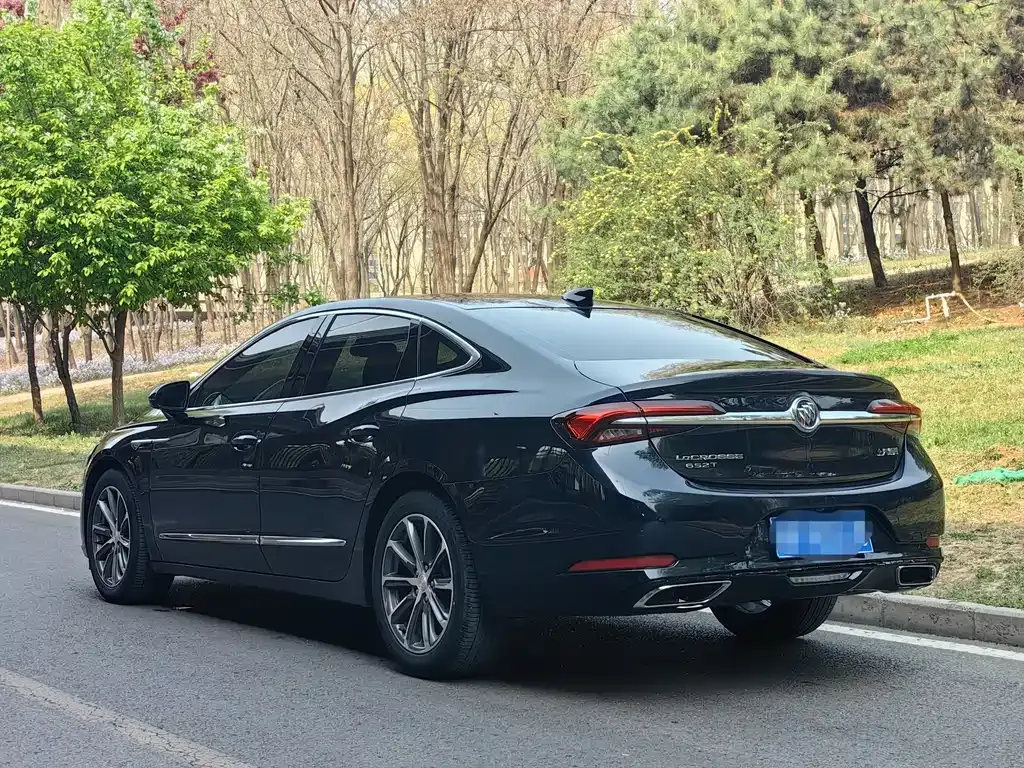 Buick LaCrosse 2022 из CN, фото 3