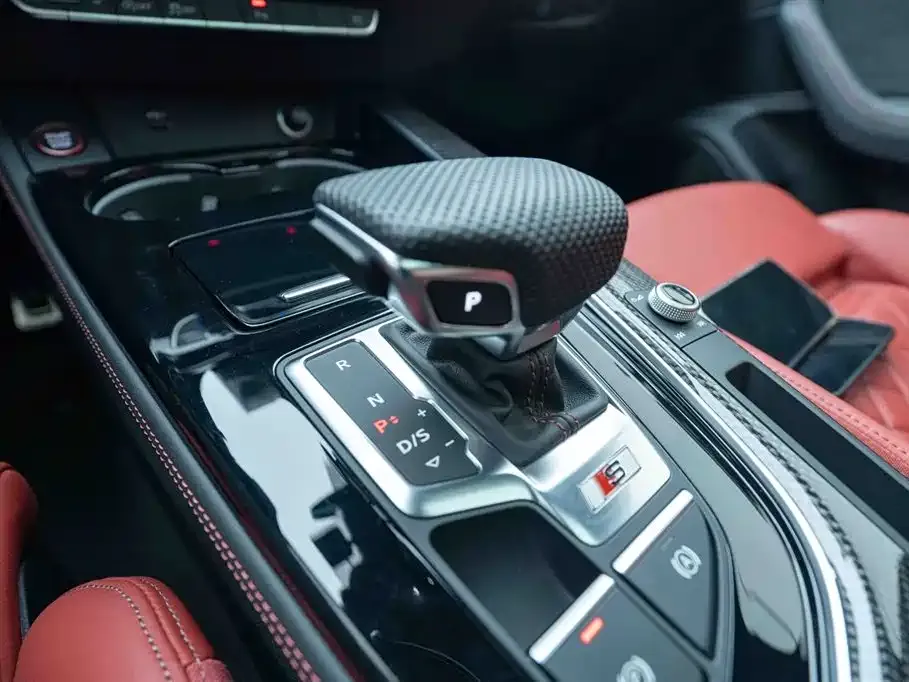 Audi S4 2024 из CN, фото 7