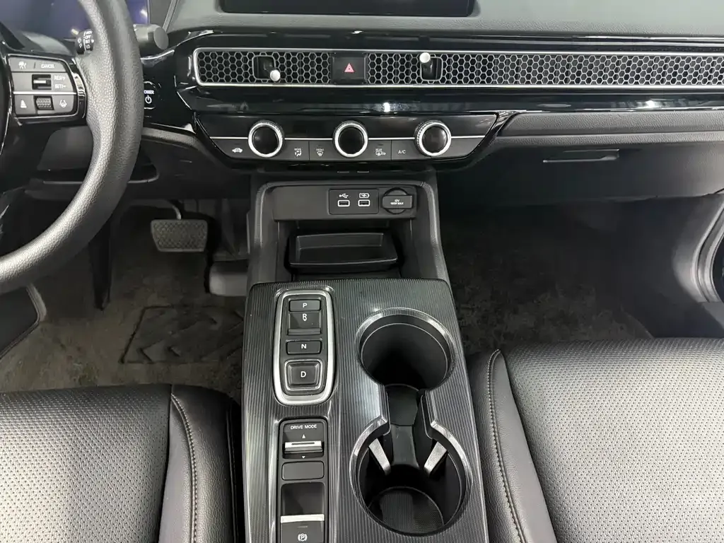 Honda Civic 2023 из CN, фото 9