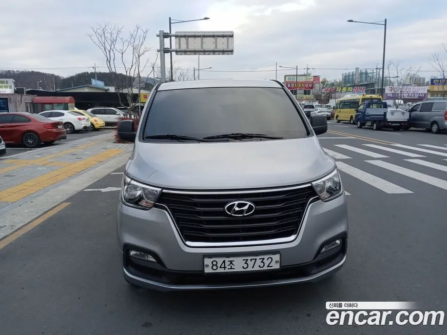 Hyundai Starex 2021 из KR, фото 1