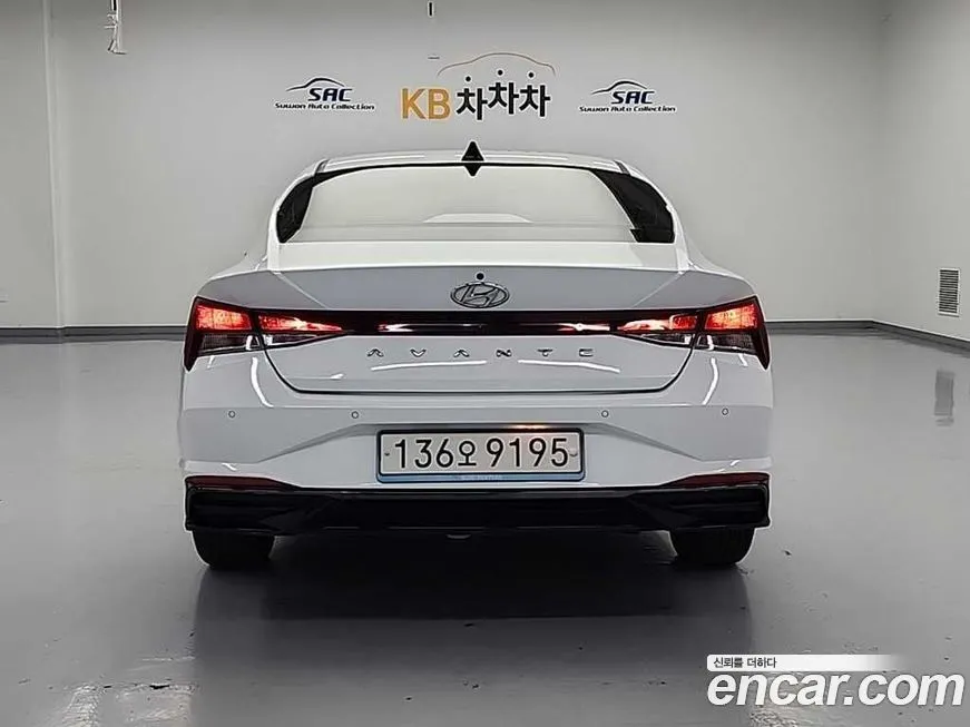 Hyundai AVANTE 2023 из KR, фото 3