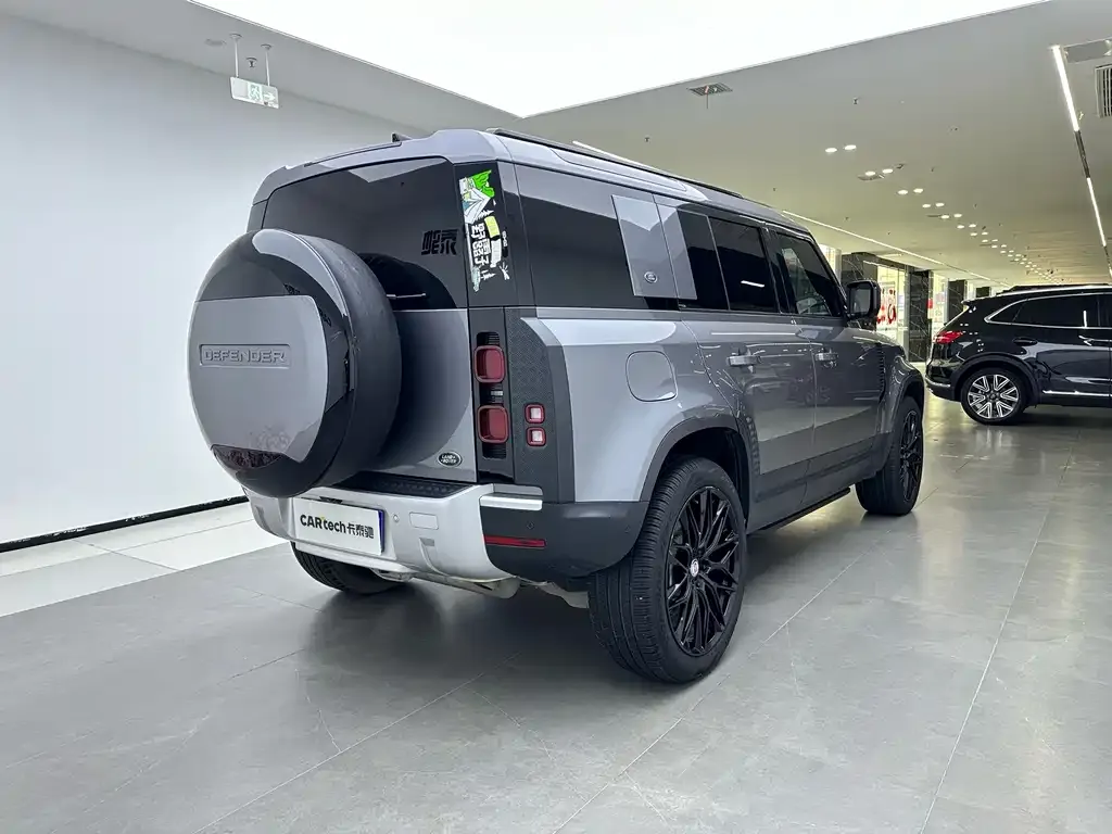 Land Rover Defender — фото 2