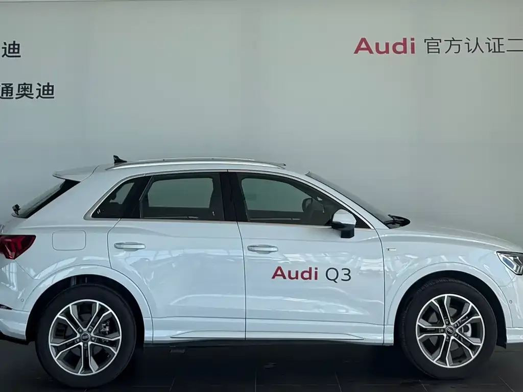 Audi Q3 2024 из CN, фото 4