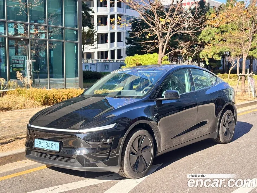 Tesla Model Y 2025 из KR, фото 2