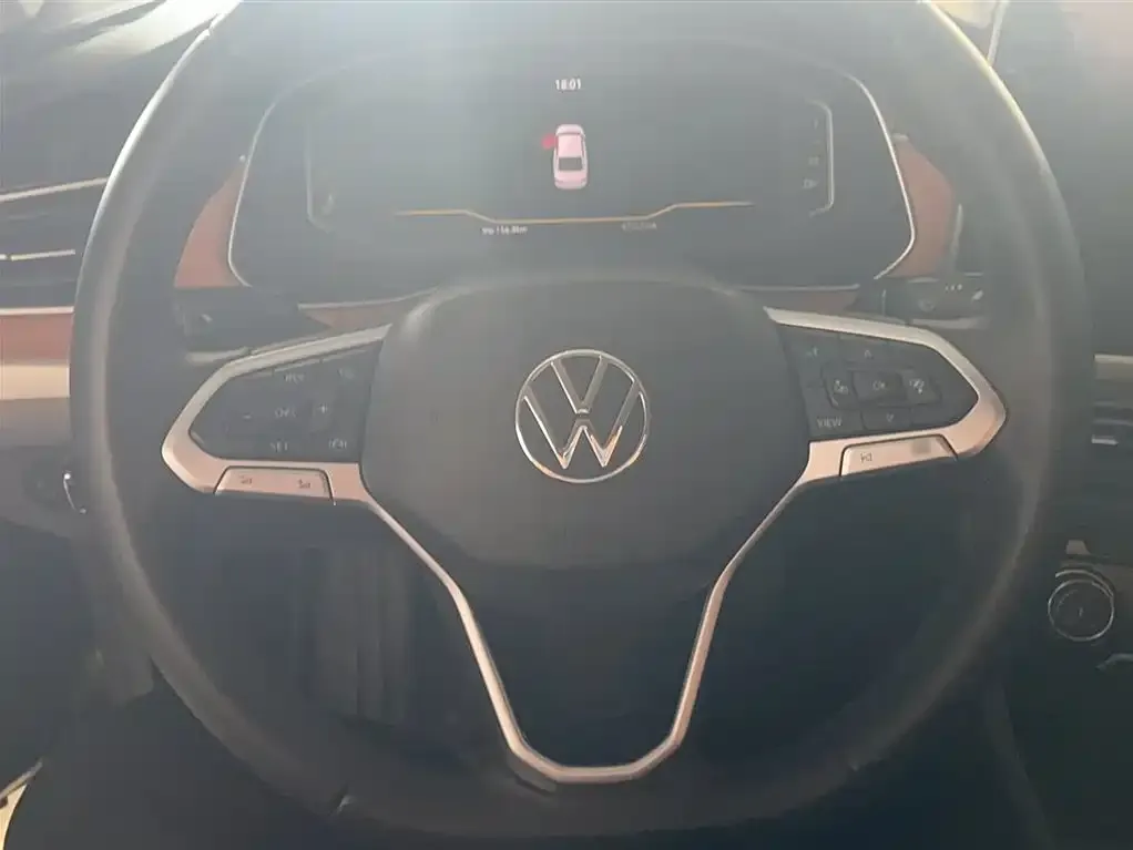 Volkswagen Bora 2023 из CN, фото 3