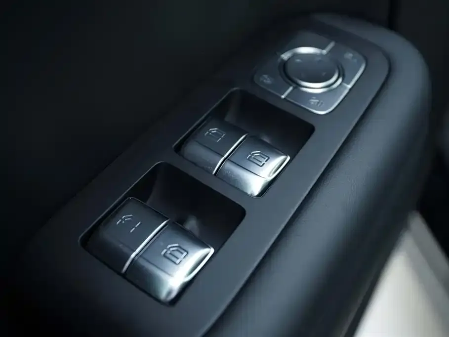 Li Auto L8 2023 из CN, фото 9