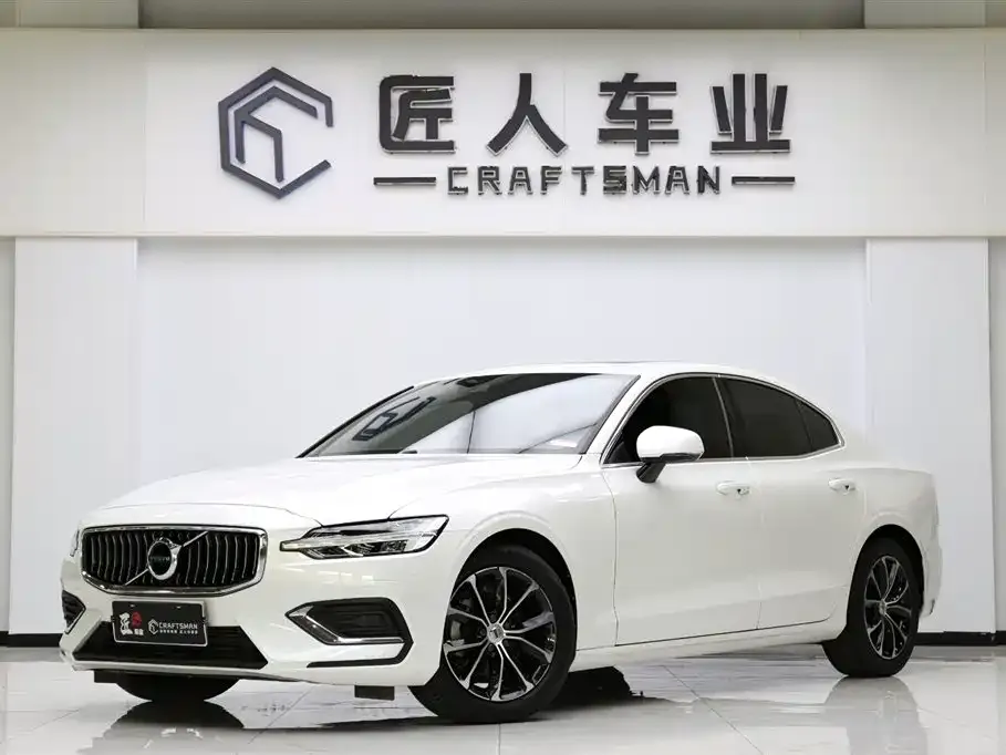 Volvo S60 2021 из CN, фото 1