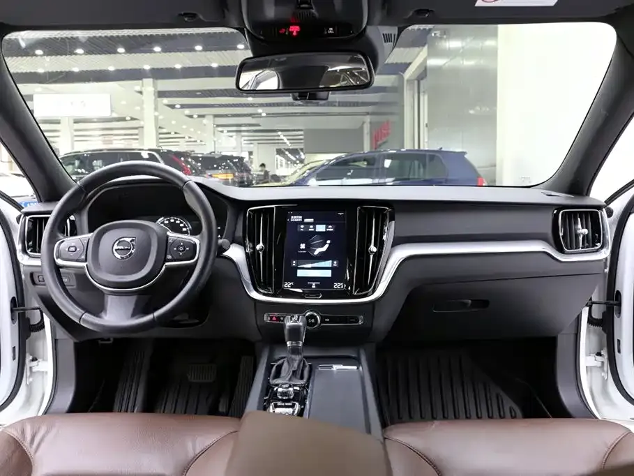 Volvo S60 2021 из CN, фото 9