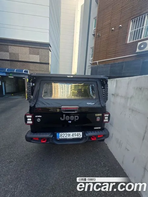 Jeep Gladiator 2022 из KR, фото 10