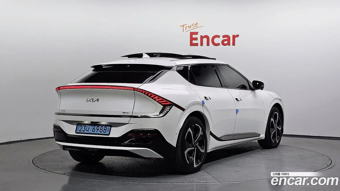 Kia EV6 — фото 2