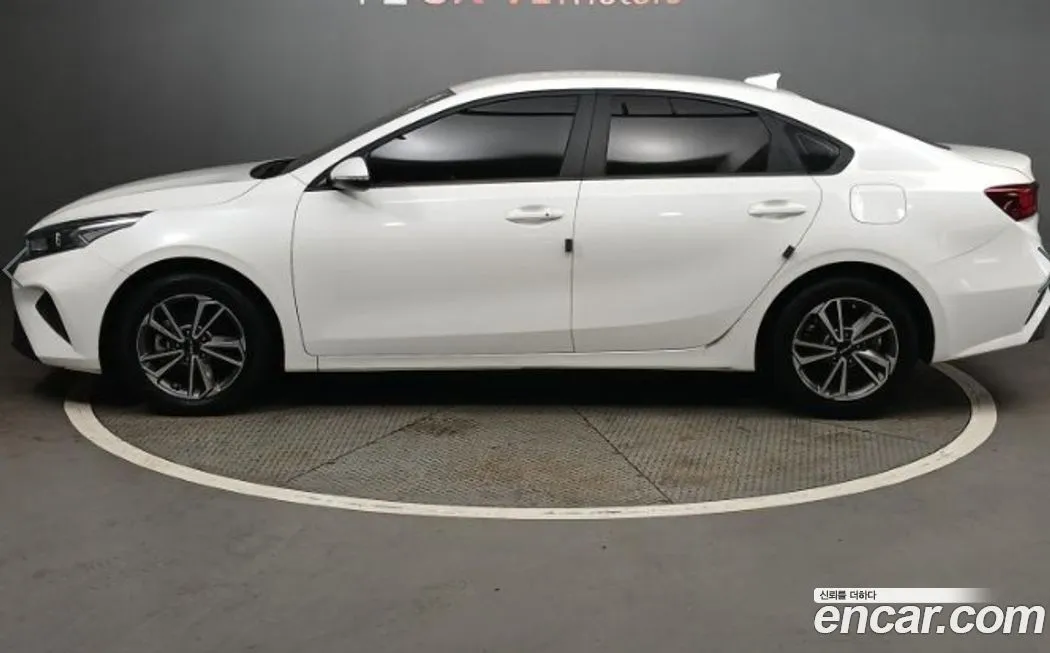 Kia K3 2024 из KR, фото 3