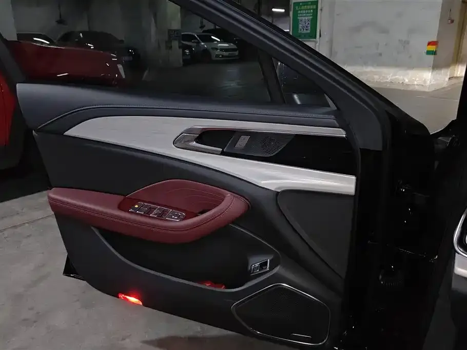 Hongqi H5 2025 из CN, фото 7