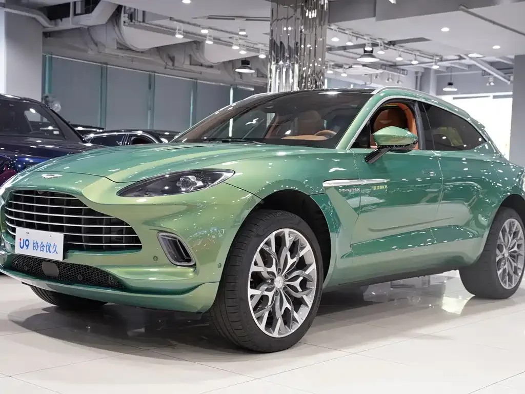 Aston Martin DBX 2022 из CN, фото 1