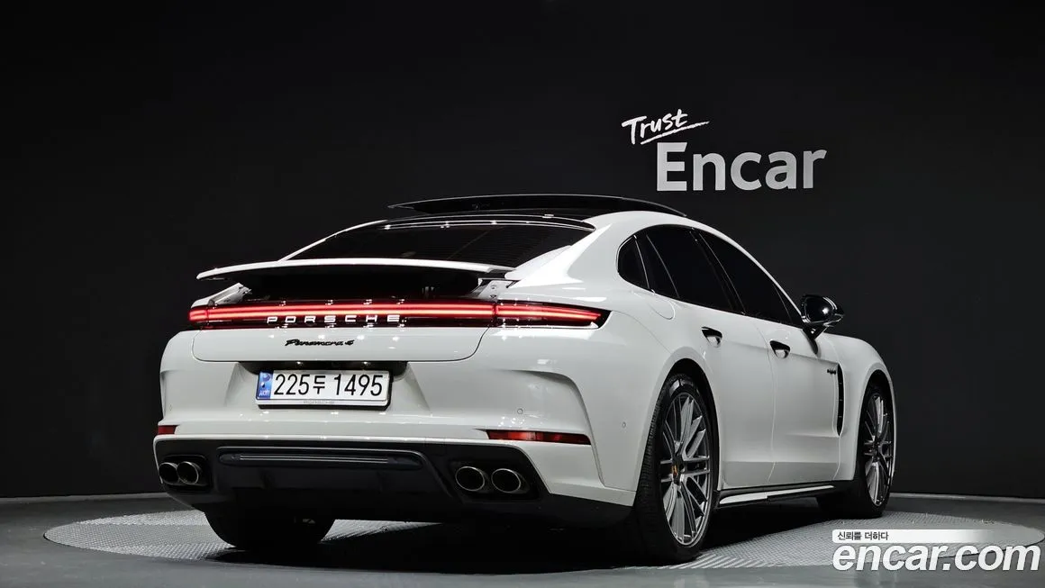 Porsche Panamera — фото 2