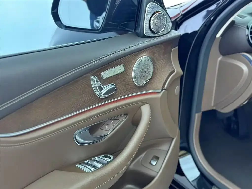 Mercedes-Benz E-Class 2022 из CN, фото 6