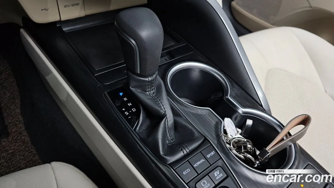 Toyota Camry 2024 из KR, фото 9