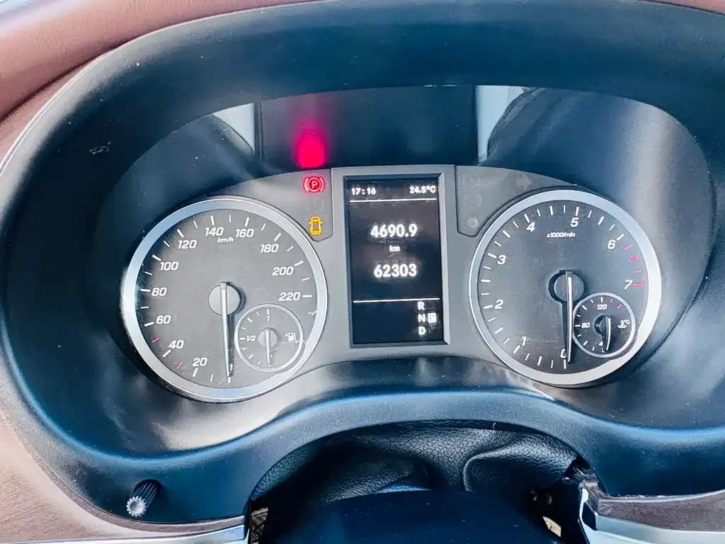 Mercedes-Benz Vito 2023 из CN, фото 5