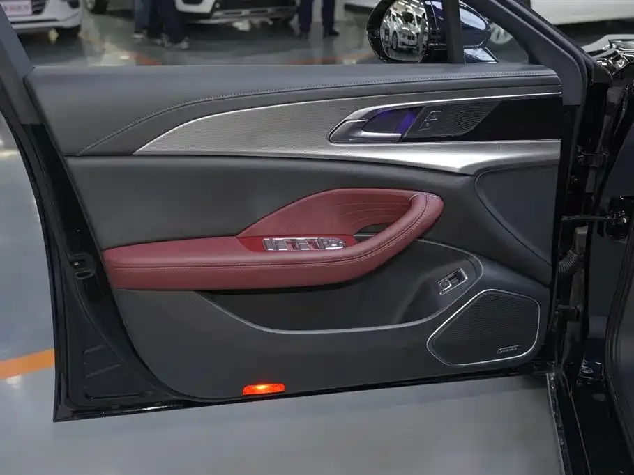 Hongqi H5 2023 из CN, фото 10