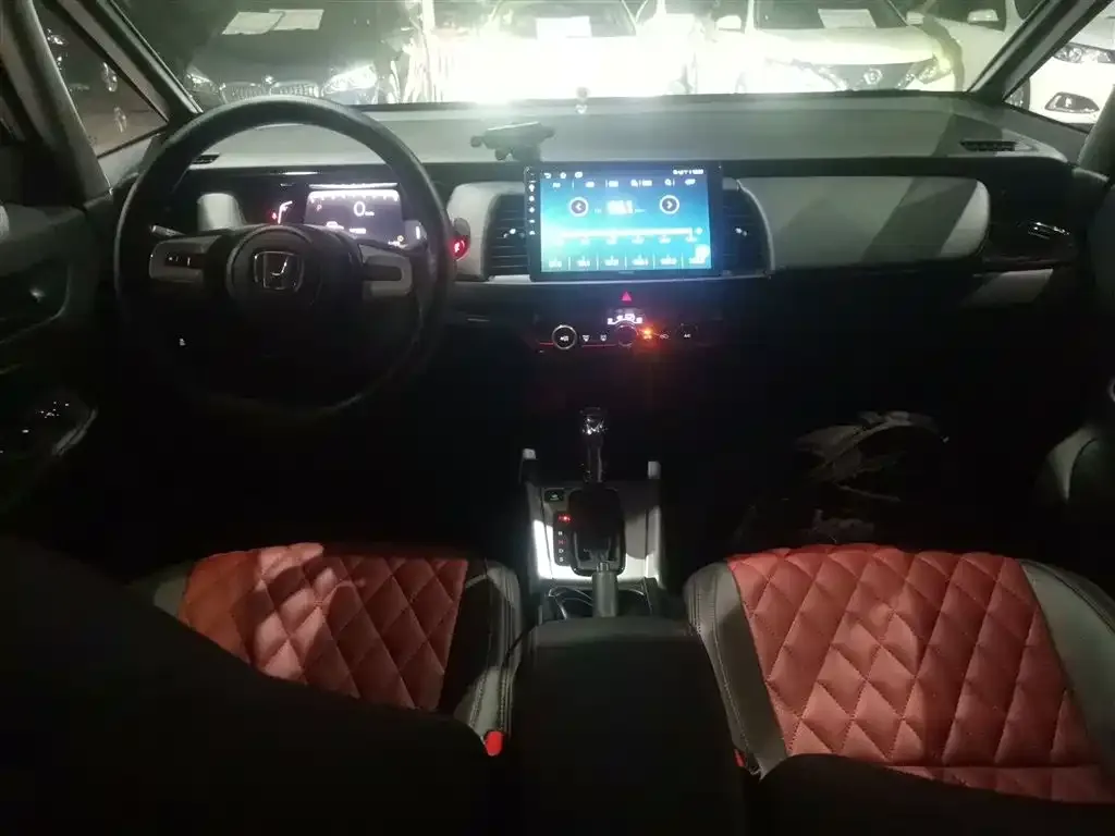 Honda Fit — фото 10
