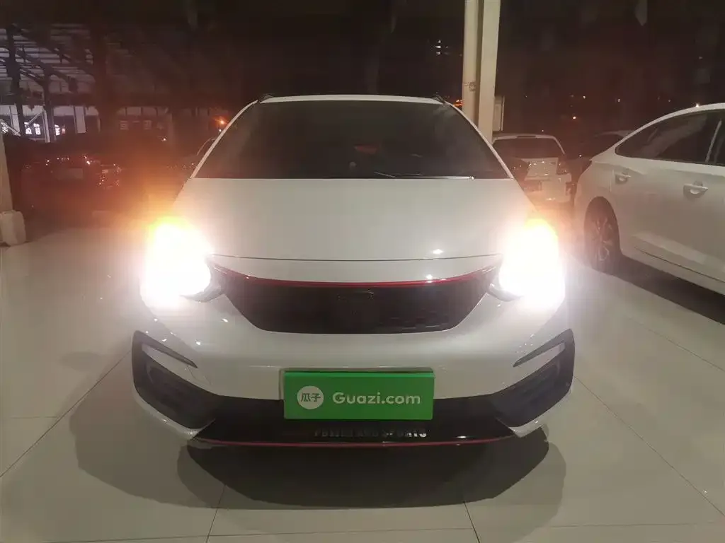 Honda Fit — фото 3