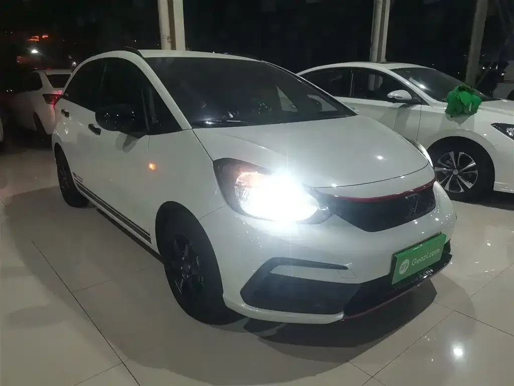 Honda Fit — фото 4
