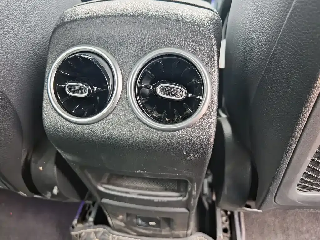 Mercedes-Benz GLA 2023 из CN, фото 10