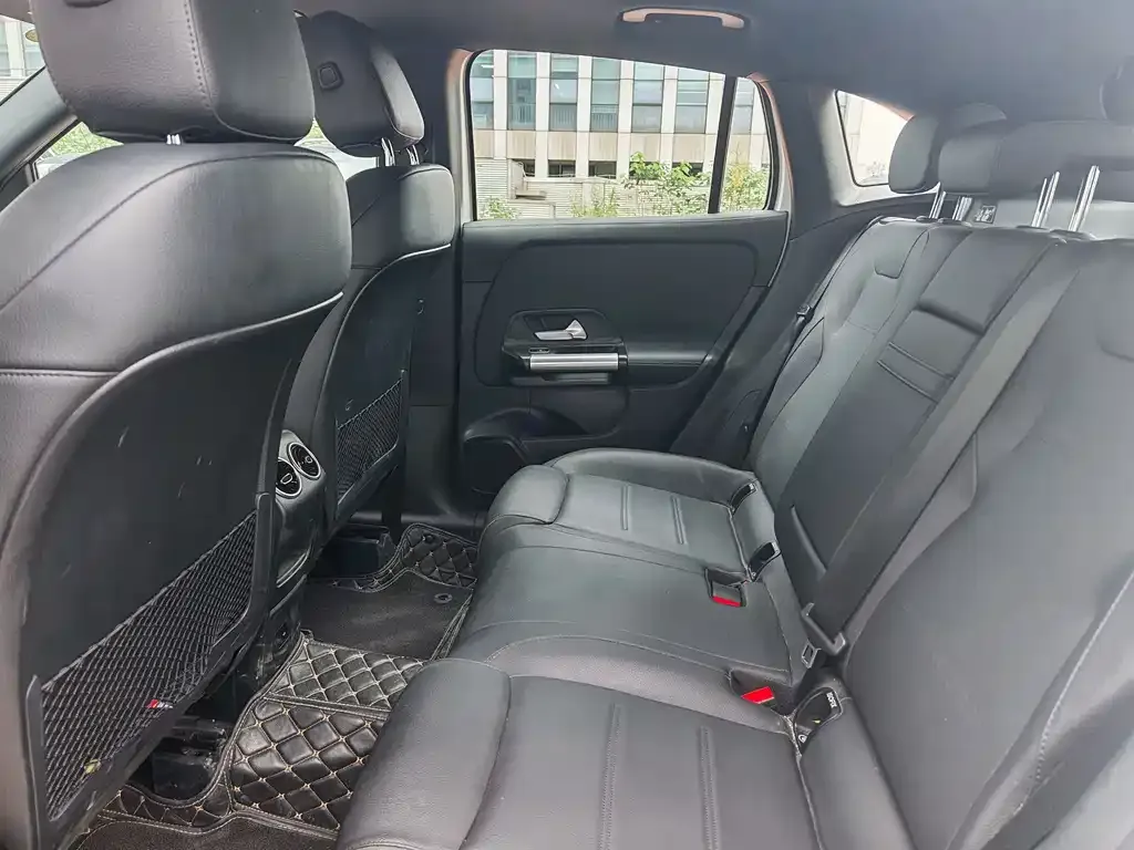 Mercedes-Benz GLA 2023 из CN, фото 7