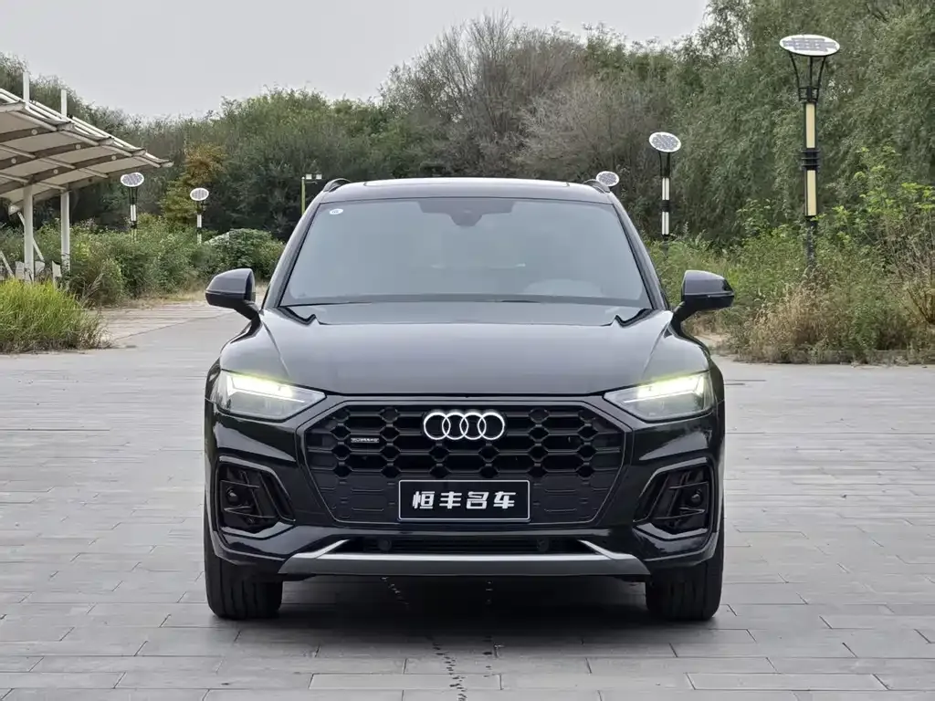 Audi Q5L — фото 2