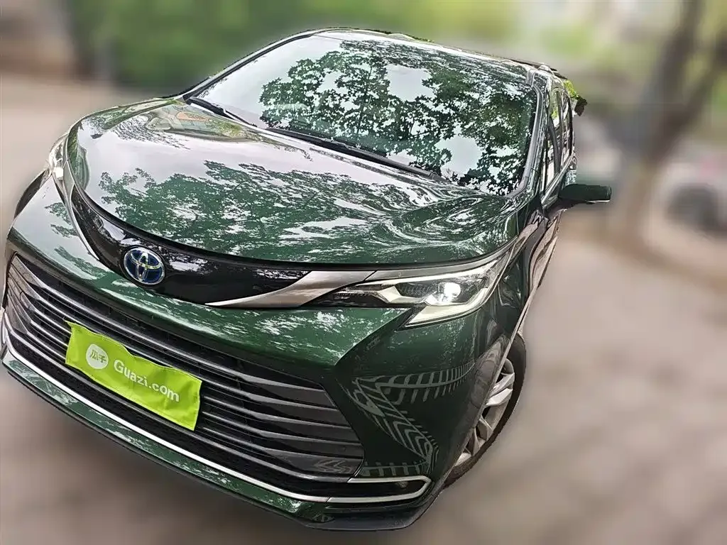 Toyota Sienna 2022 из CN, фото 1