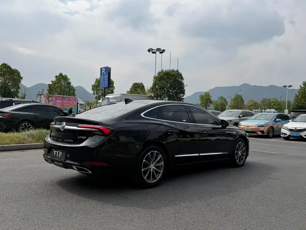Buick LaCrosse 2021 из CN, фото 2