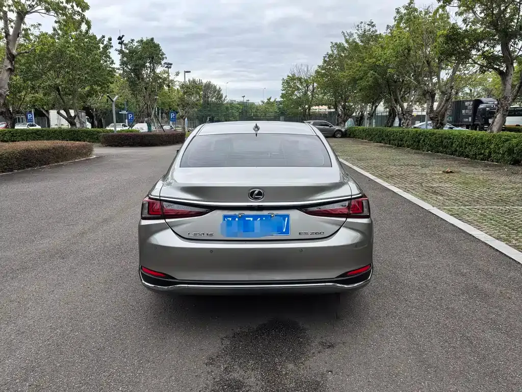 Lexus ES 2023 из CN, фото 3