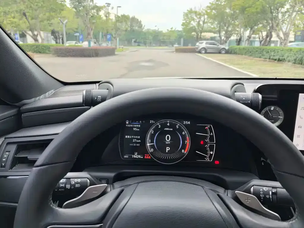 Lexus ES 2023 из CN, фото 7