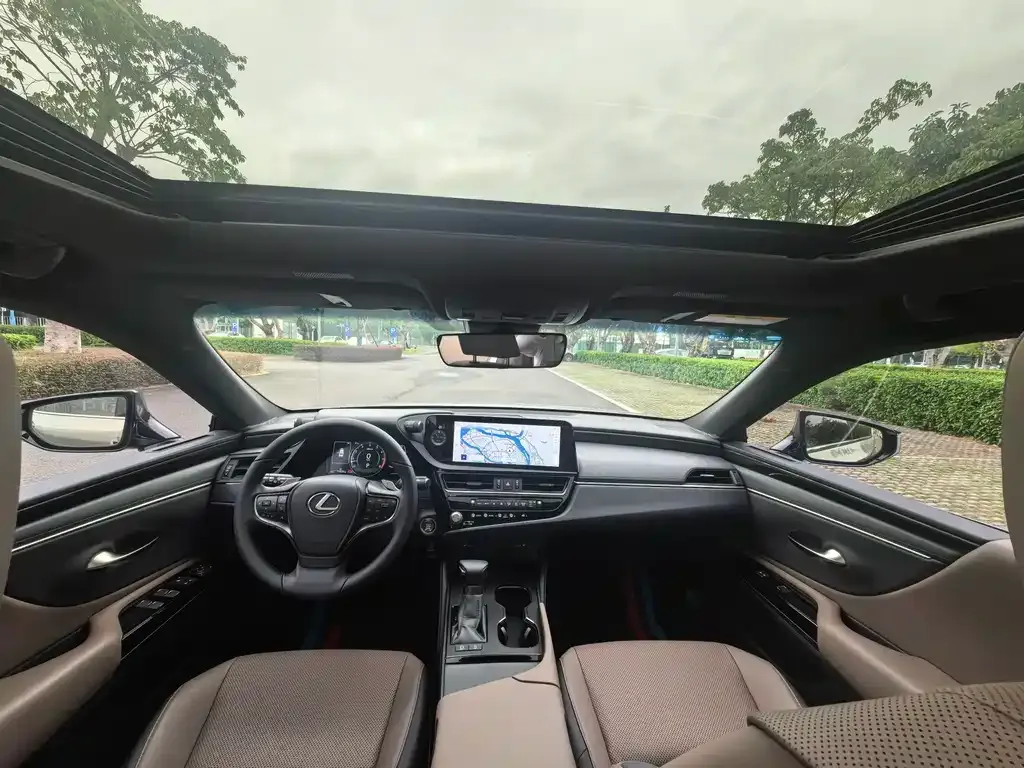 Lexus ES 2023 из CN, фото 9