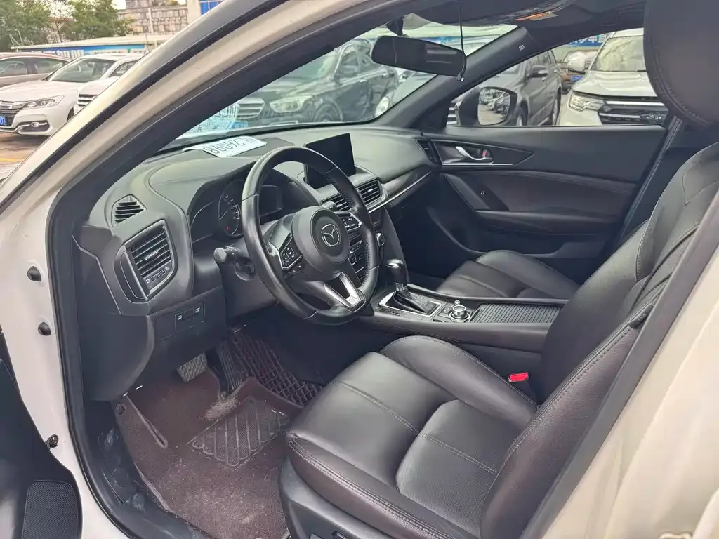 Mazda CX-4 2021 из CN, фото 6