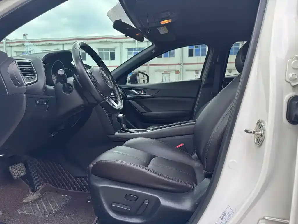 Mazda CX-4 2021 из CN, фото 7