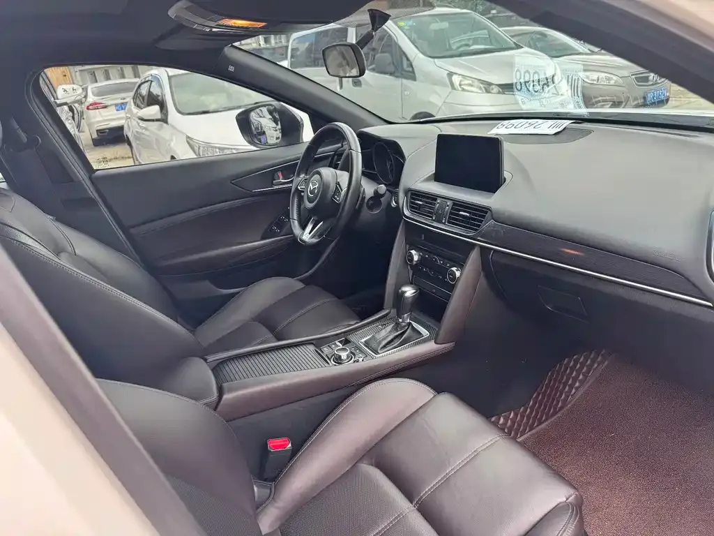 Mazda CX-4 2021 из CN, фото 8