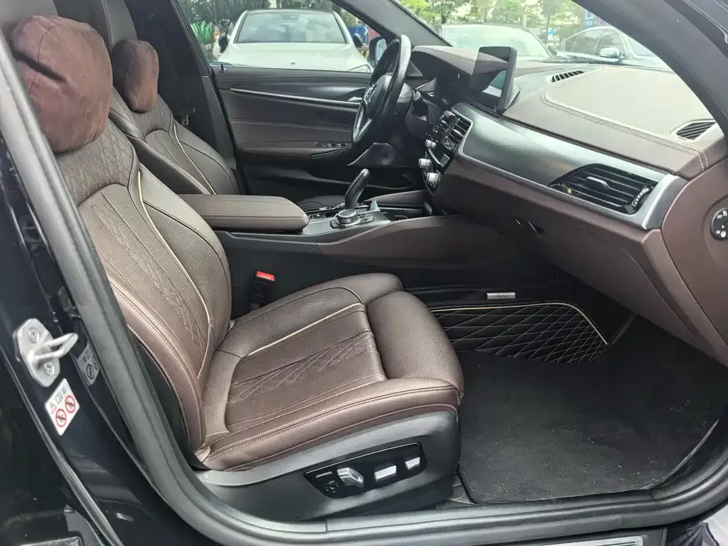 BMW 5 Series New Energy 2022 из CN, фото 9