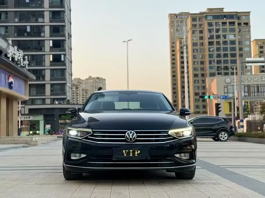 Volkswagen Magotan 2021 из CN, фото 2