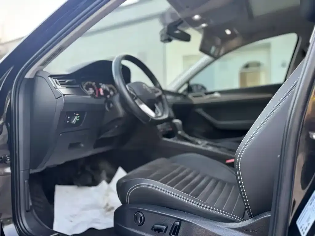 Volkswagen Magotan 2021 из CN, фото 4